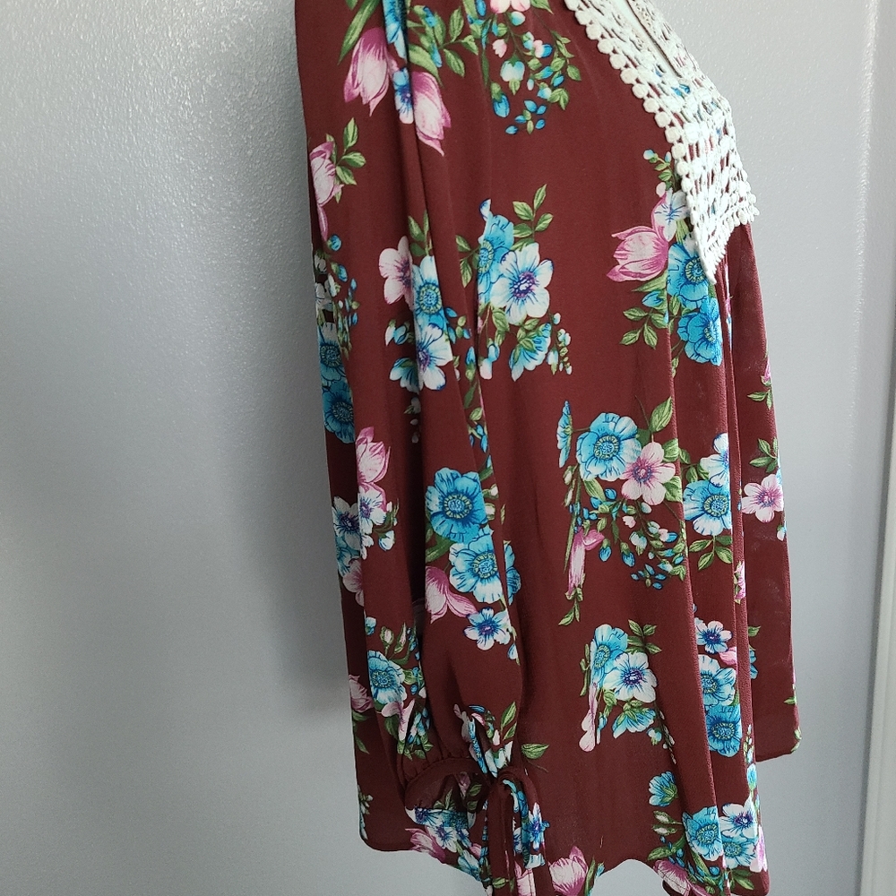 Top - Picture 4 of 4